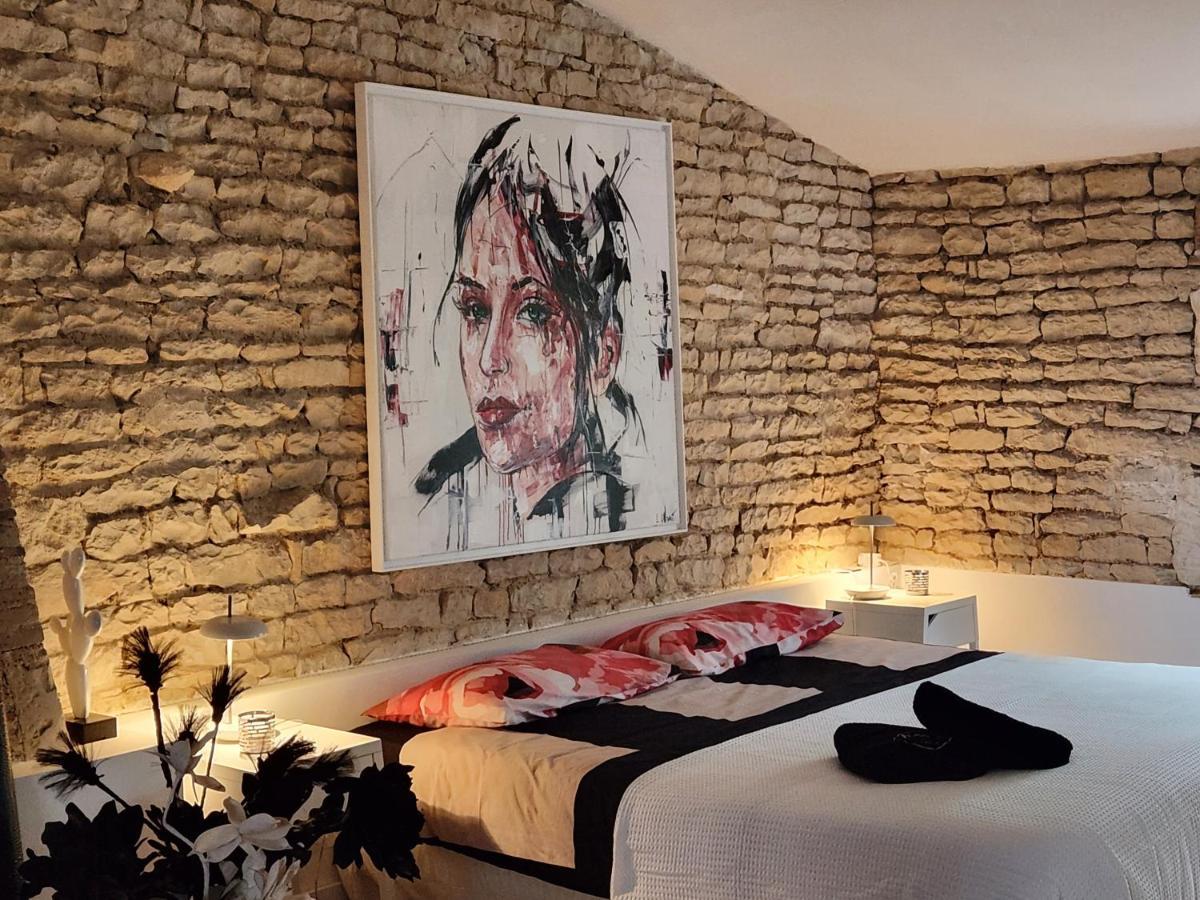 Saint-Jean-de-Liversay Maison Laurenza La Grande Suite 1760 المظهر الخارجي الصورة